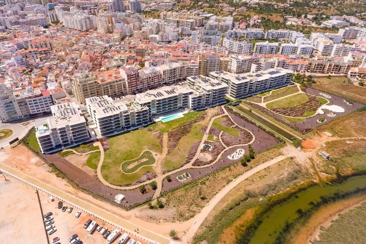 Apartment Cond Bayline - Corvina - Spa - Pool - Gym - Beach - By Bedzy Armacao de Pera Portugal